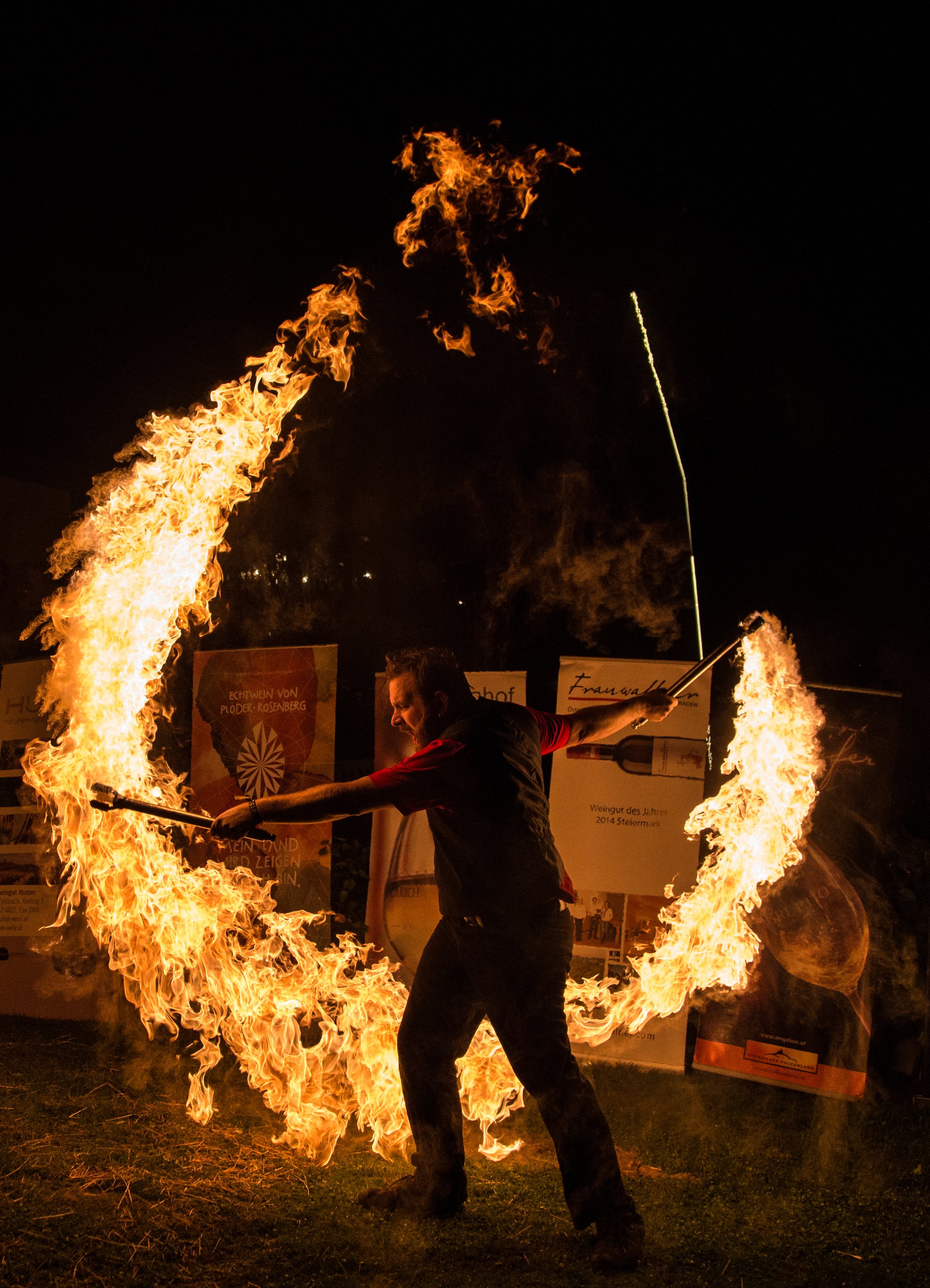 Feuershow – Feuerstab Kunst